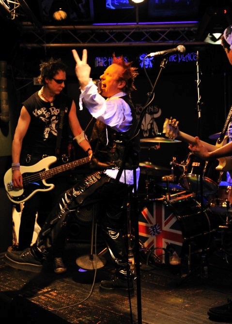 The Sex Pistols tribute live at The Horns
