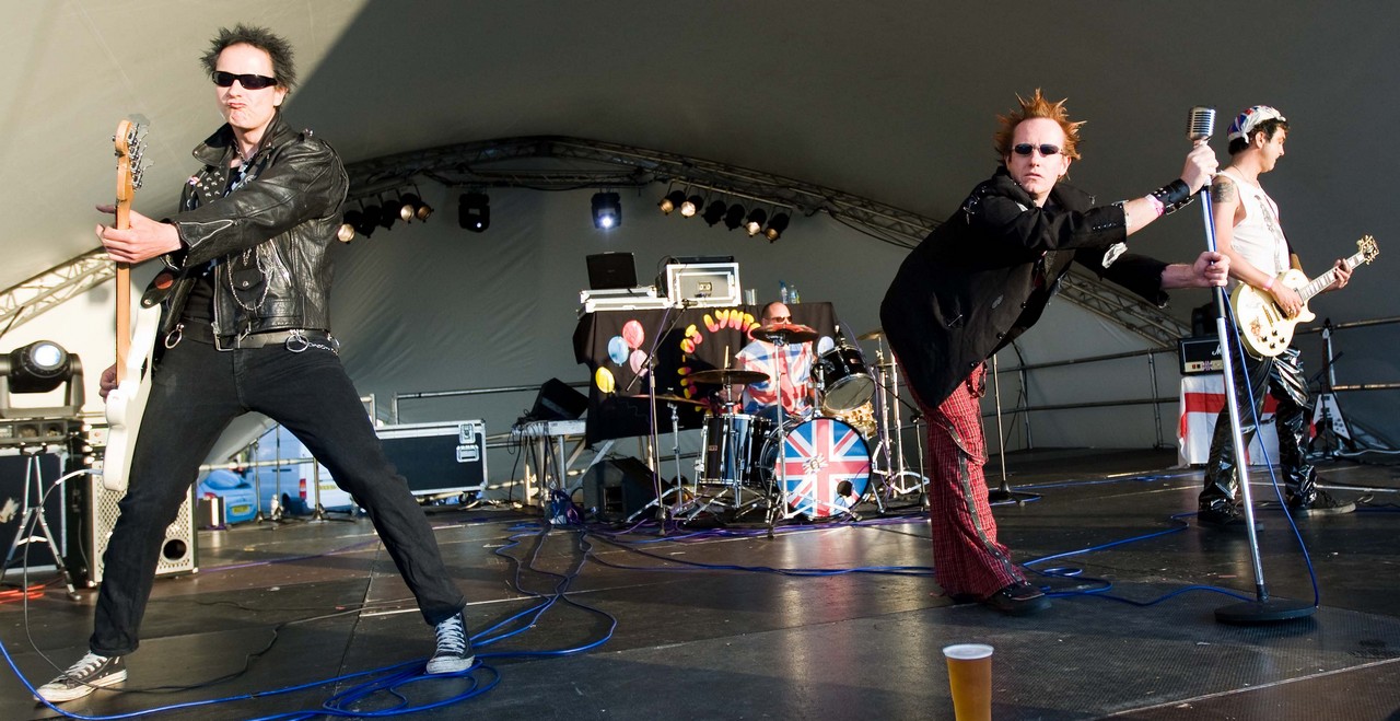 The Sex Pistols tribute live on the big stage